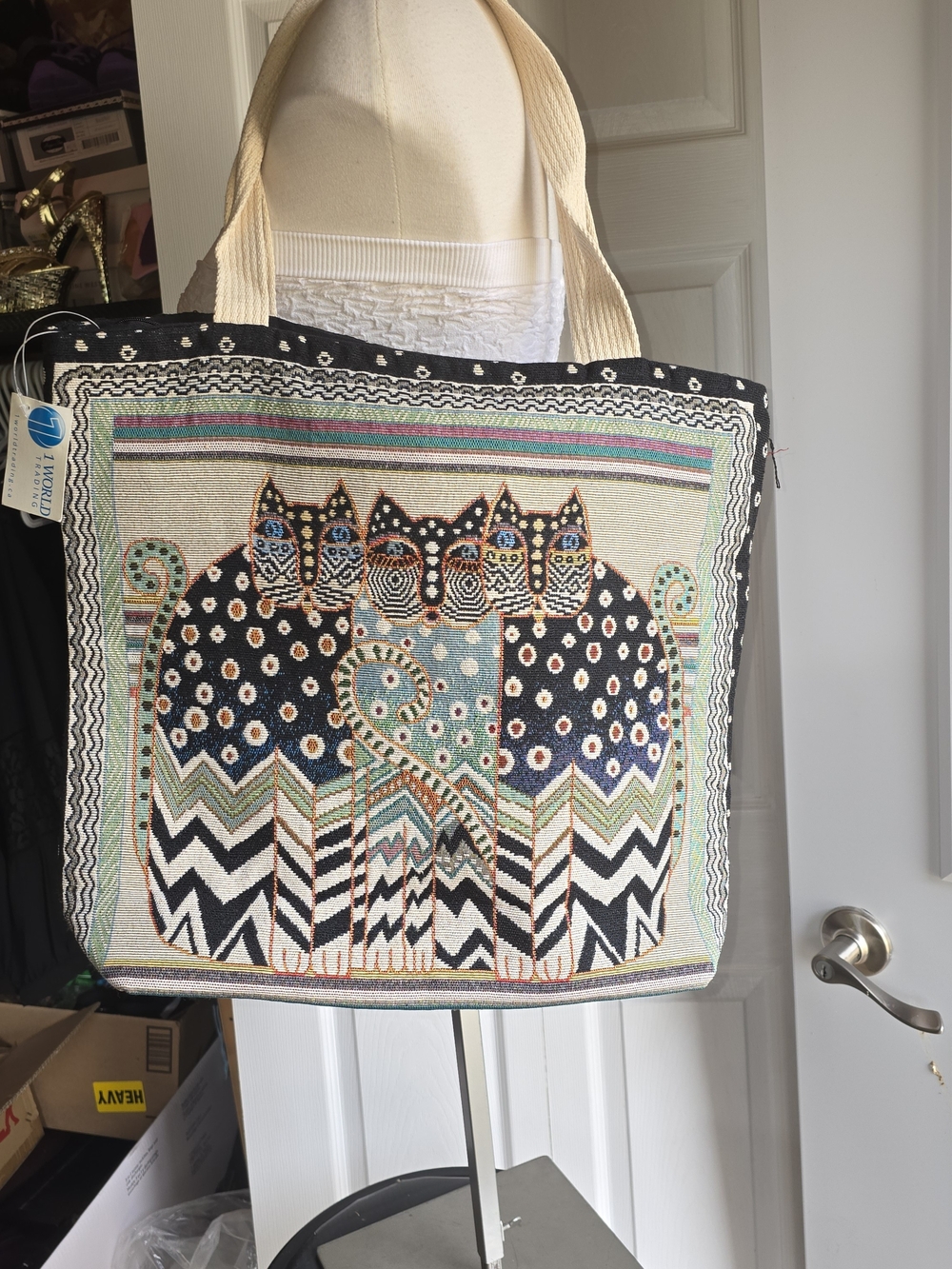 Woven Cat Motif Tote Bag in Black and Cream